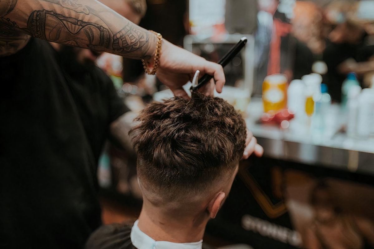 Sharp modern fade