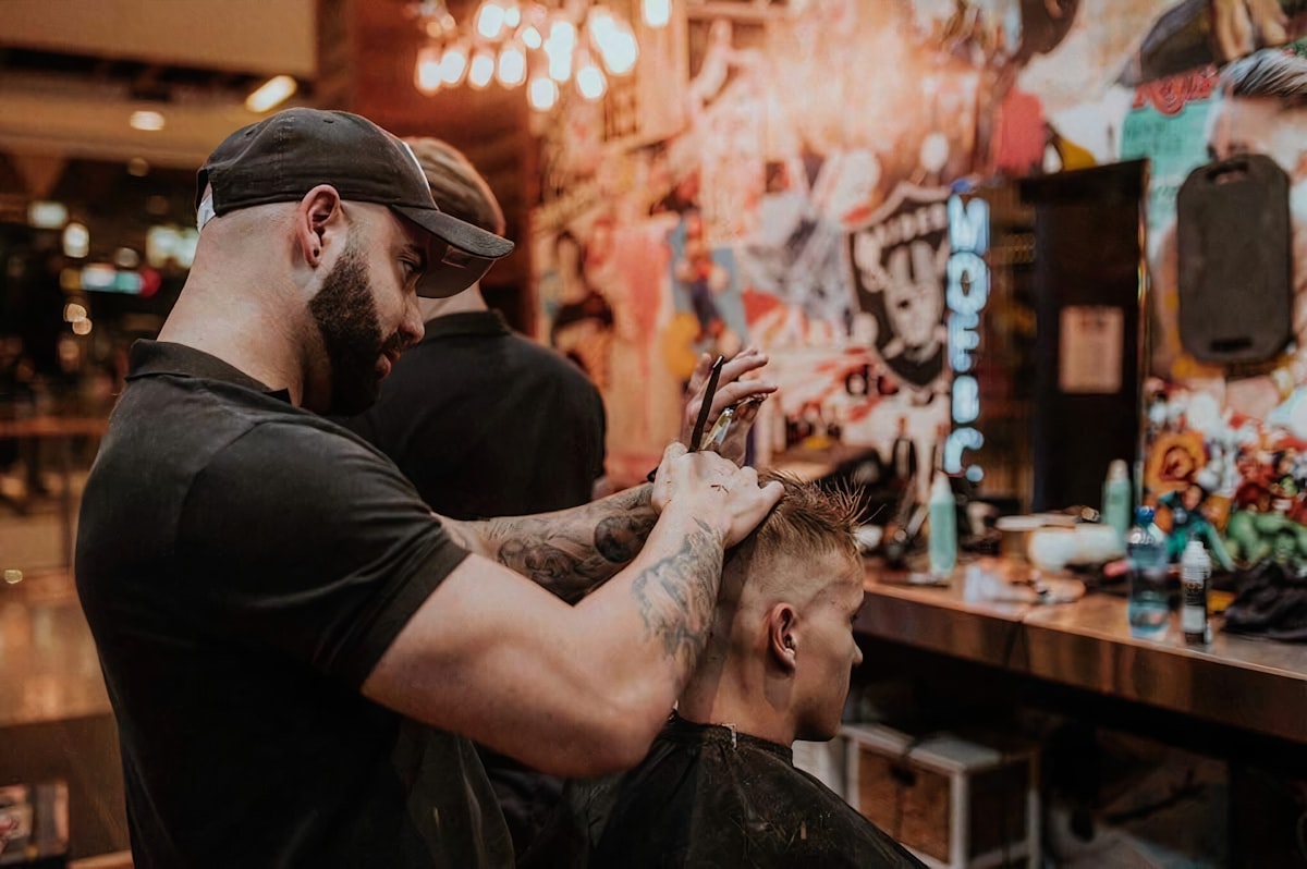 Sharp undercut with hard part